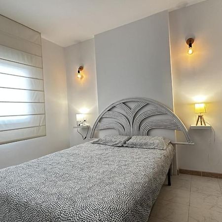Apartamento De Playa En Santa Margarita. 罗萨斯 外观 照片