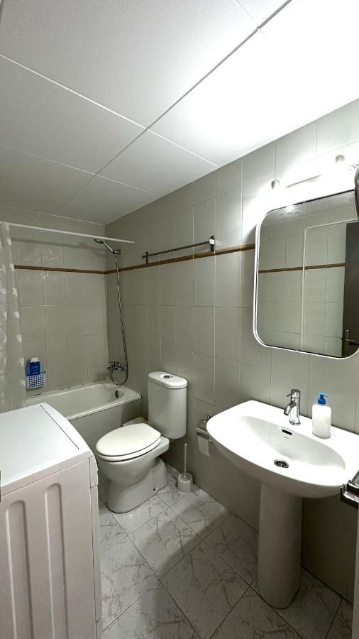 Apartamento De Playa En Santa Margarita. 罗萨斯 外观 照片